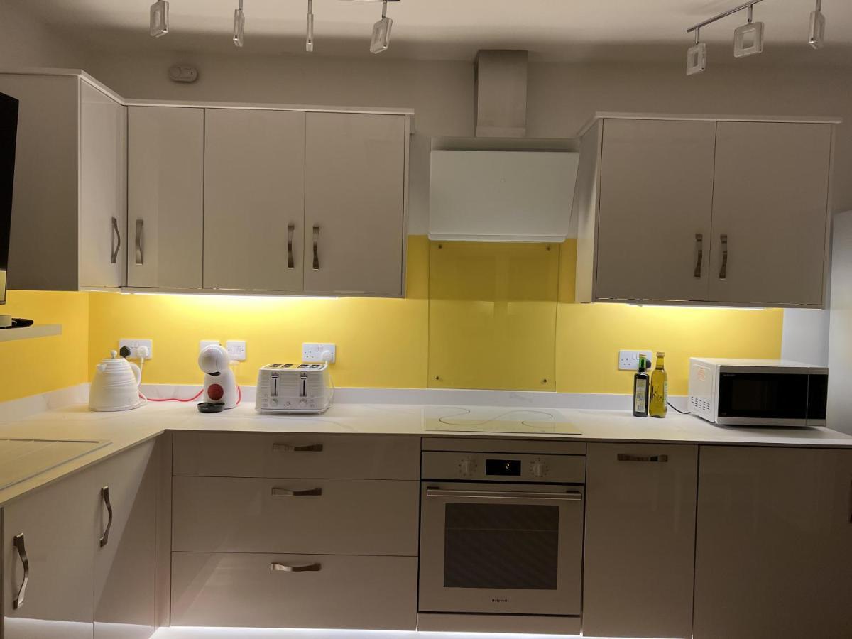 Charming Woodland Lodge 2 Person 1 Bedroom Great Yarmouth Eksteriør billede