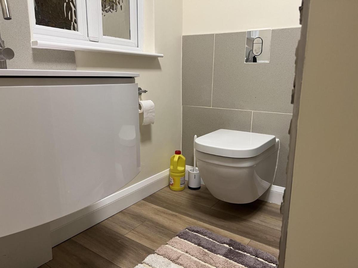 Charming Woodland Lodge 2 Person 1 Bedroom Great Yarmouth Eksteriør billede